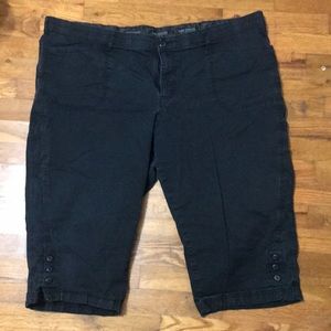 24w Lee Comfort Stretch Waistband Black Capri Pants